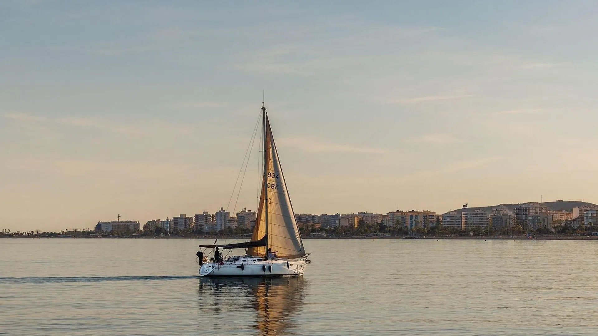 Apartamento A&N Estudio Plaza, Junto A La Playa, En El Centro Torre Del Mar